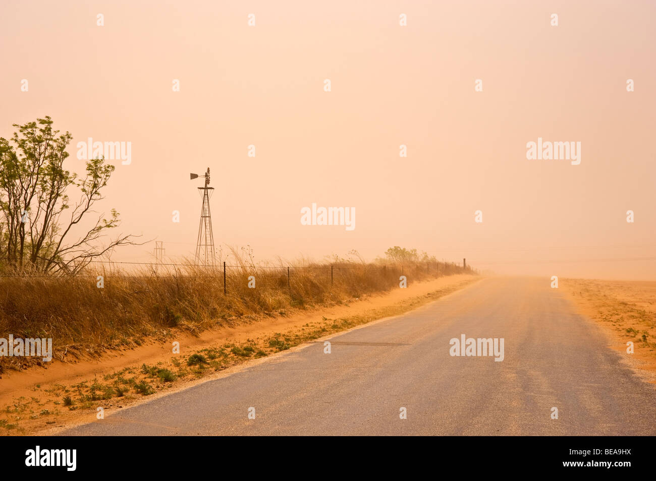 West texas road dust hi-res stock photography and images - Alamy