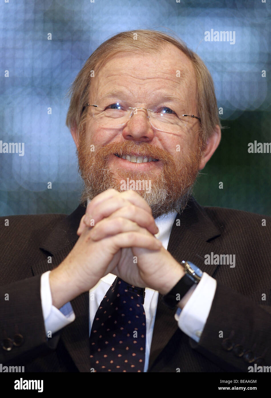 Bill bryson hires stock photography and images Alamy
