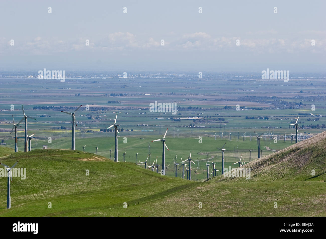 Windmills in Altamont Pass overlook Tracy, California Stock Photo Alamy