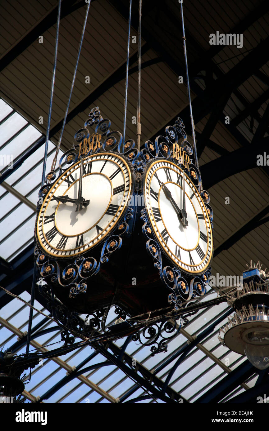 Clock Brighton City Station Sussex England UK Stock Photo Alamy