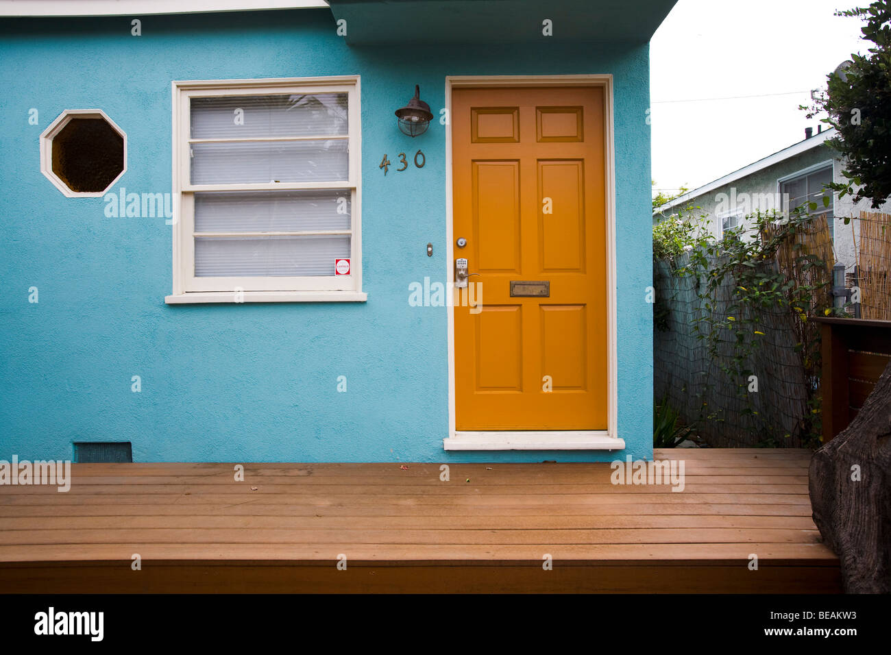 California beach house hi-res stock photography and images - Alamy