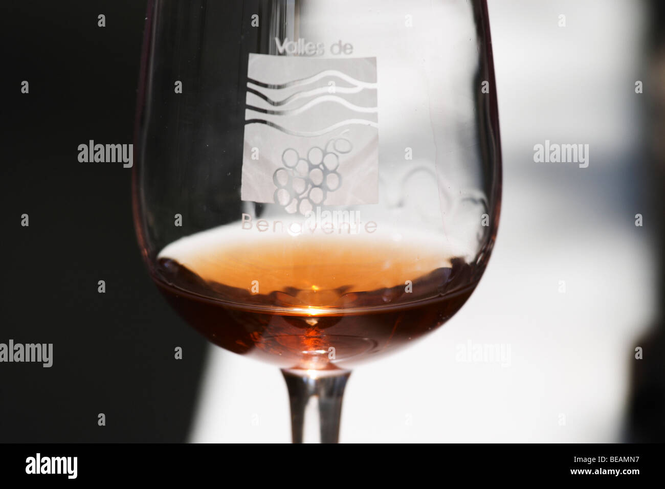 glass with 1970 rosado rose wine, Bodegas Otero, Benavente spain castile and leon Stock Photo