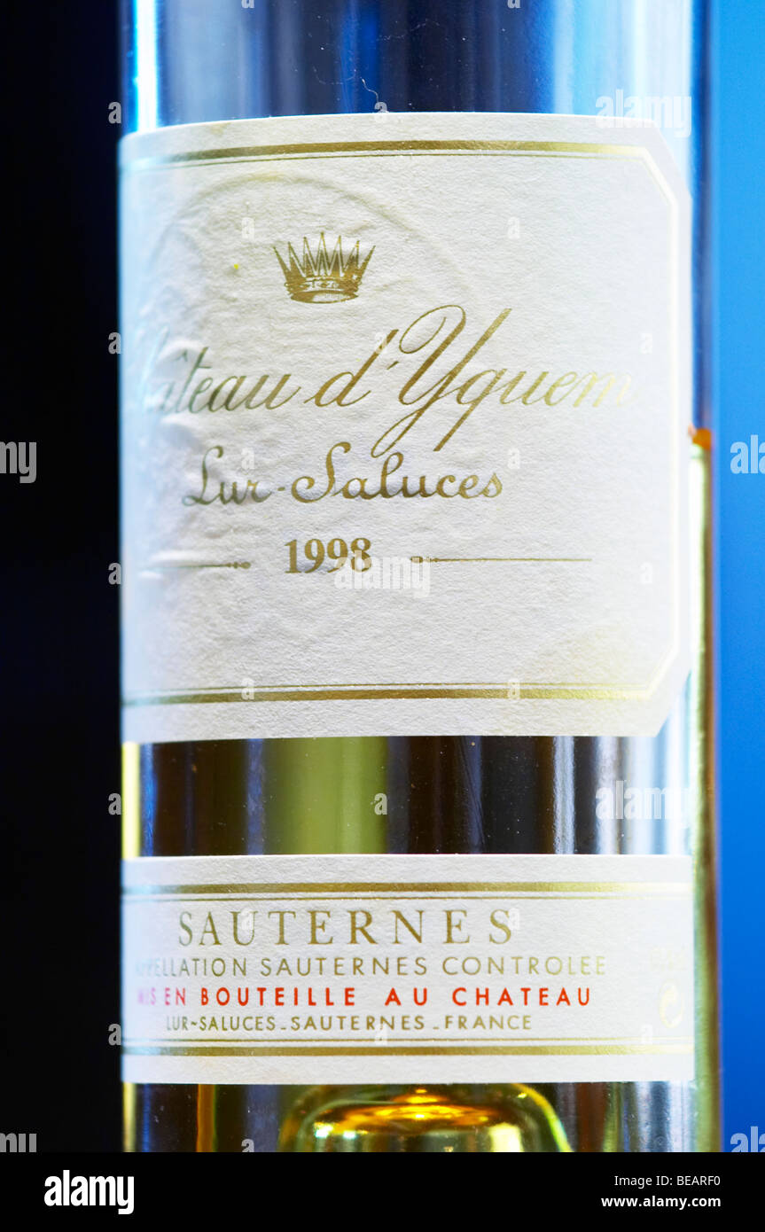 bottle of 1998 chateau d'yquem sauternes bordeaux france Stock Photo ...