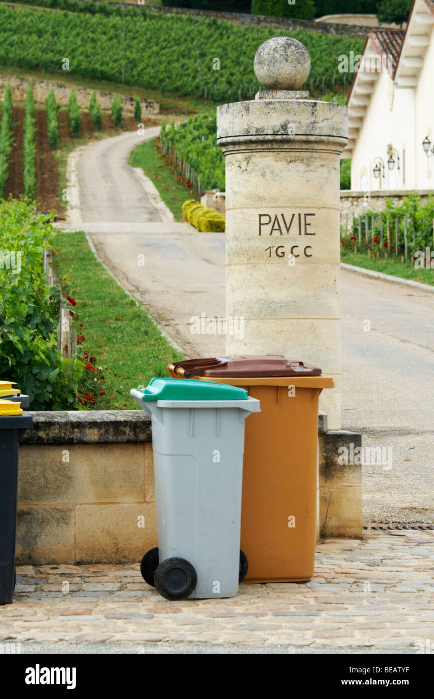 gate post chateau pavie saint emilion bordeaux france Stock Photo