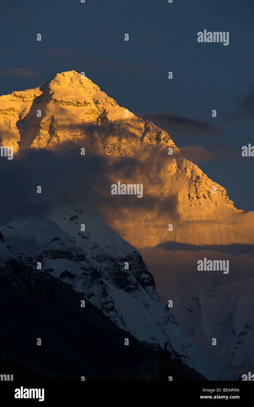 Mount Everest at sunset viewed from Base Camp, Tibet. Stock Photo