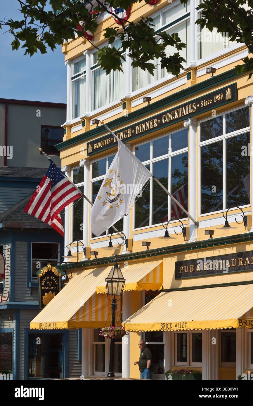 The Brick Alley pub and restaurant on colourful historic Thames Street