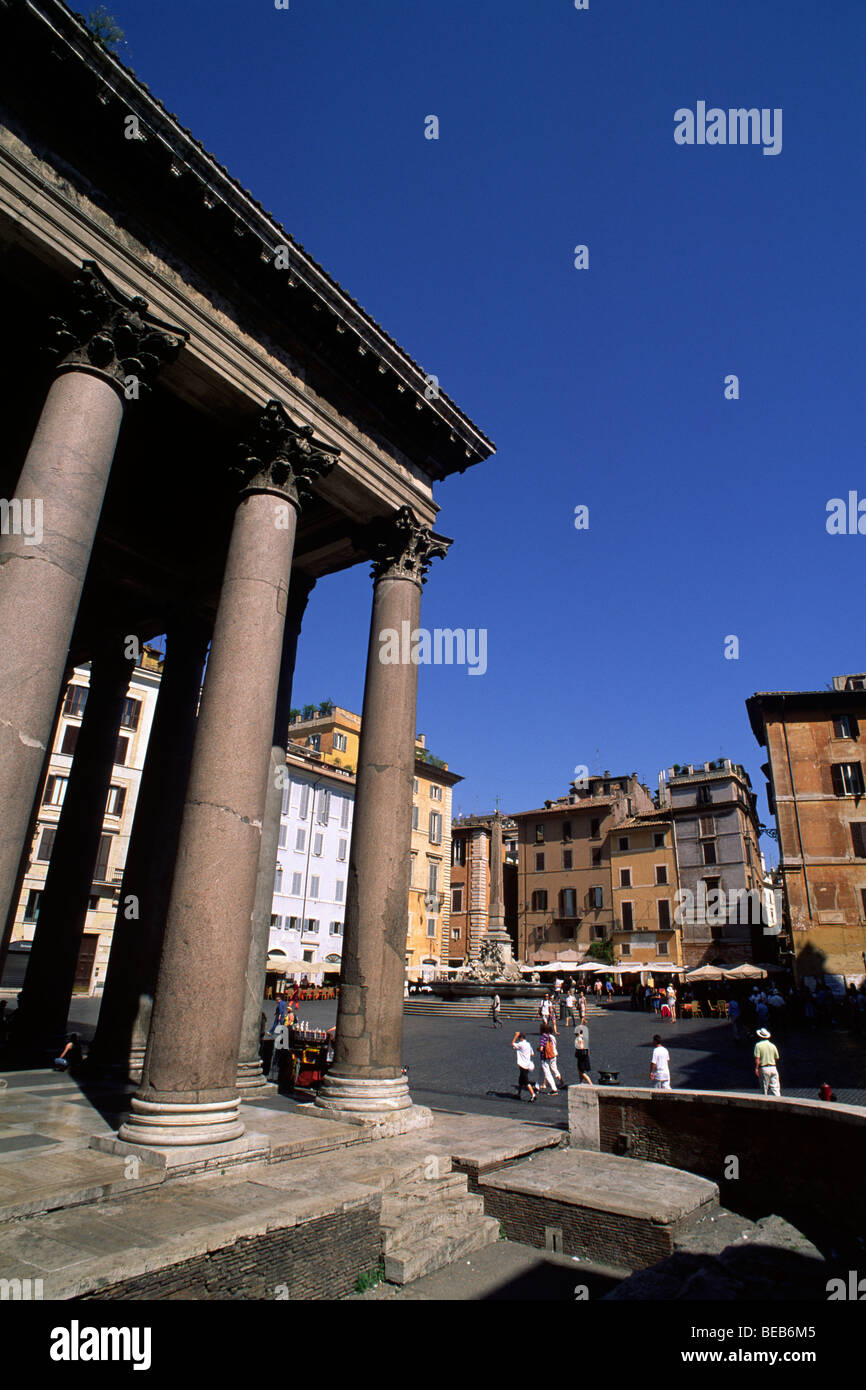 Rotonda square hi-res stock photography and images - Alamy