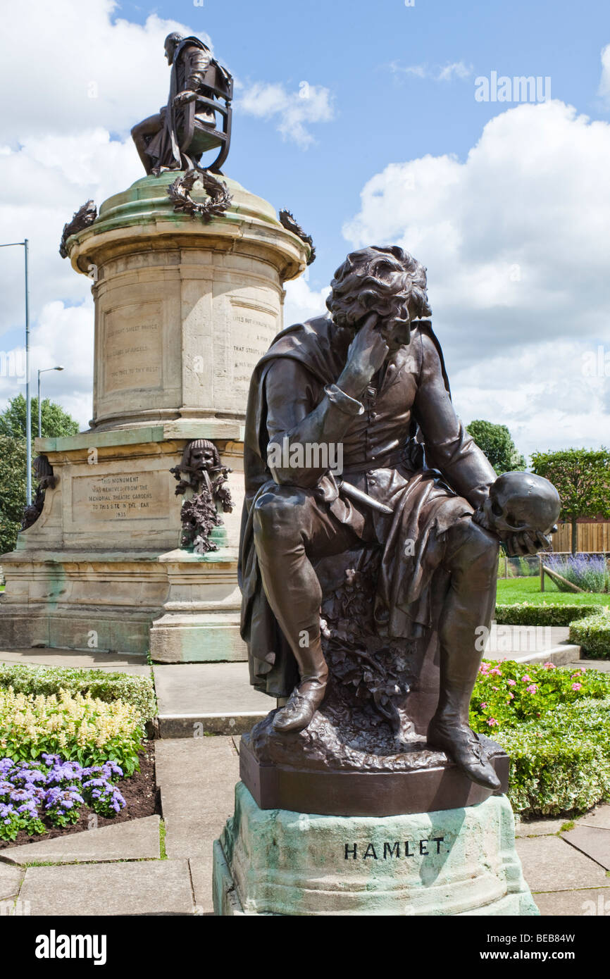 Statue of Hamlet at Stratford upon Avon, Warwickshire Stock Photo Alamy