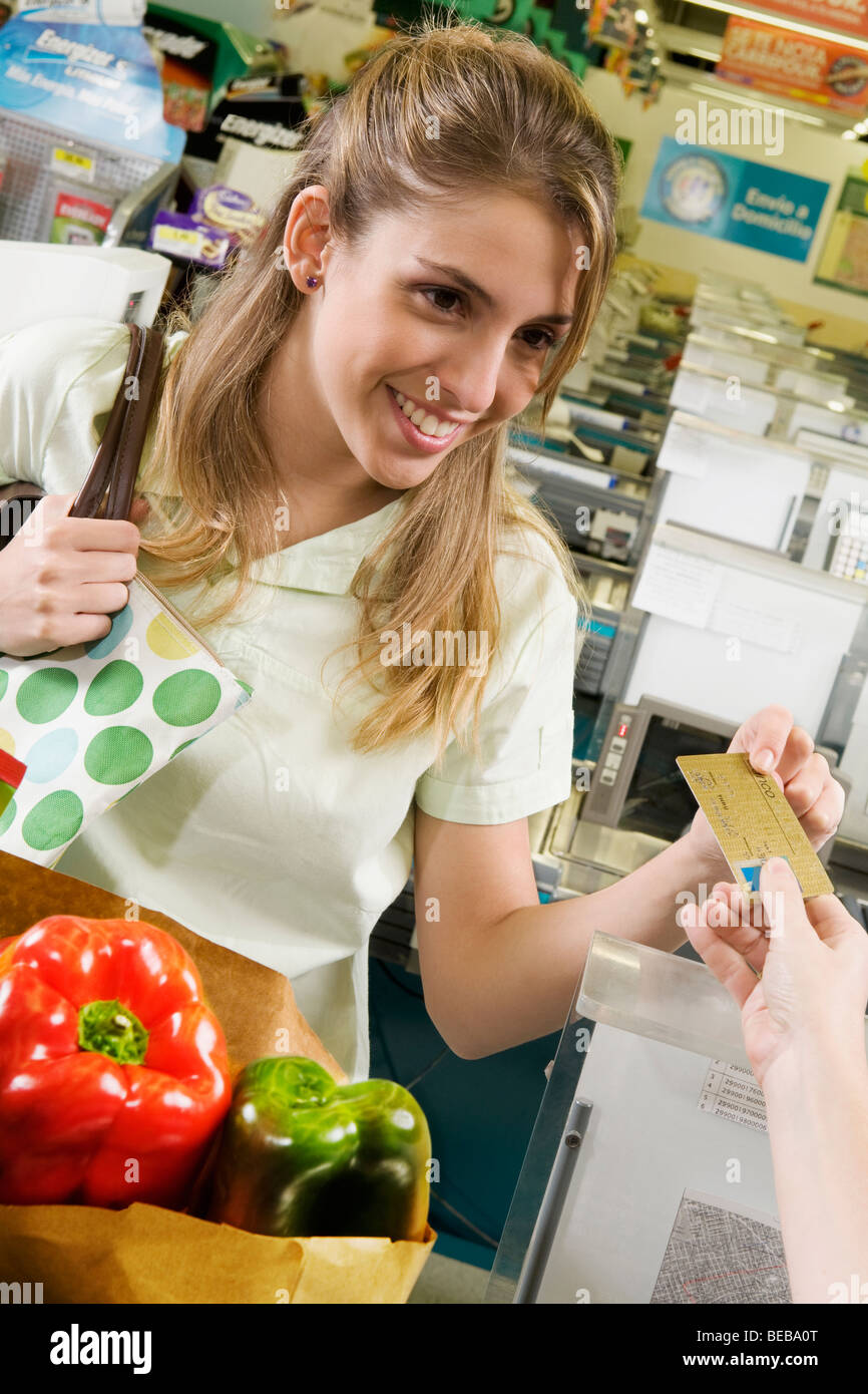 Cashier personal hi-res stock photography and images - Alamy