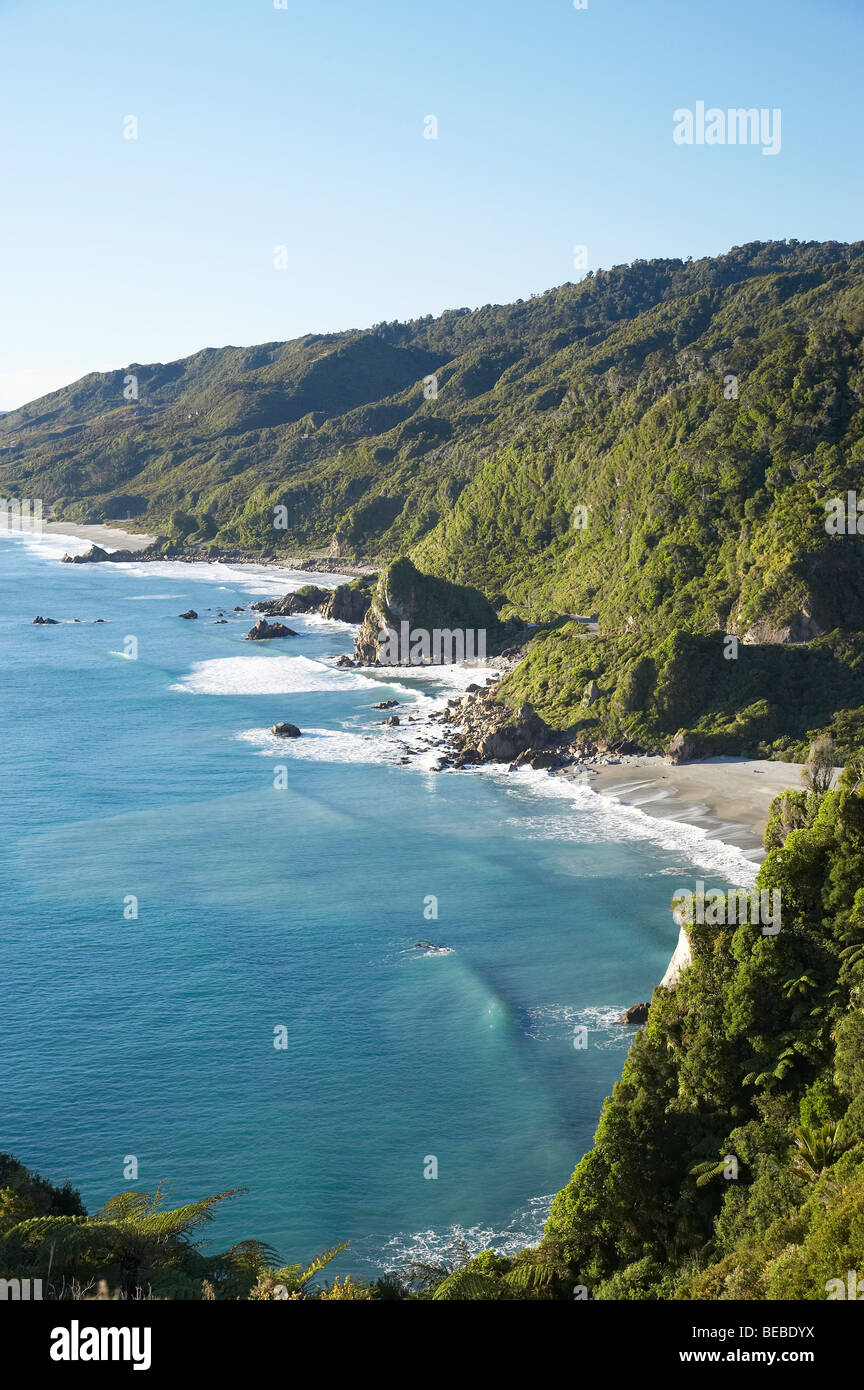 meybille-bay-and-coastline-north-of-irimahuwhero-viewpoint-paparoa