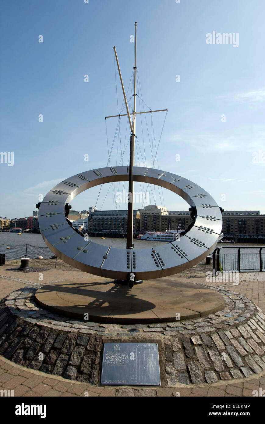 Sundial near Tower Bridge and the City of London, England Stock Photo