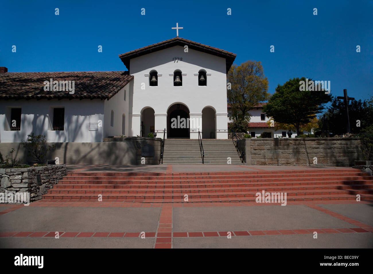Facade of a church, Mission San Luis Obispo De Tolosa, San Luis Obispo