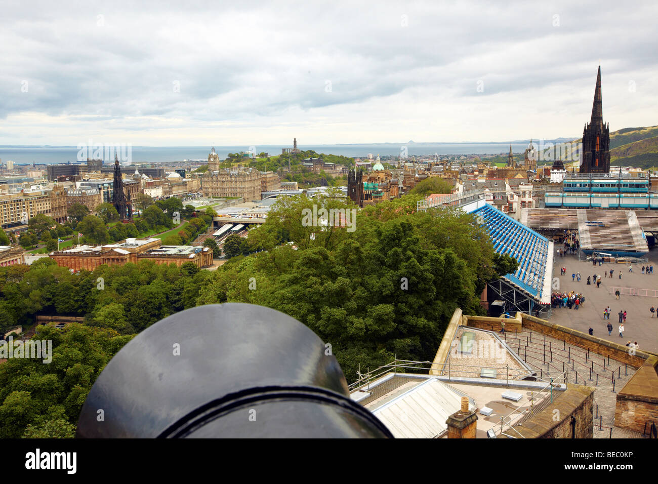 Cannon Battery Edinburgh Castle Scotland UK Stock Photo