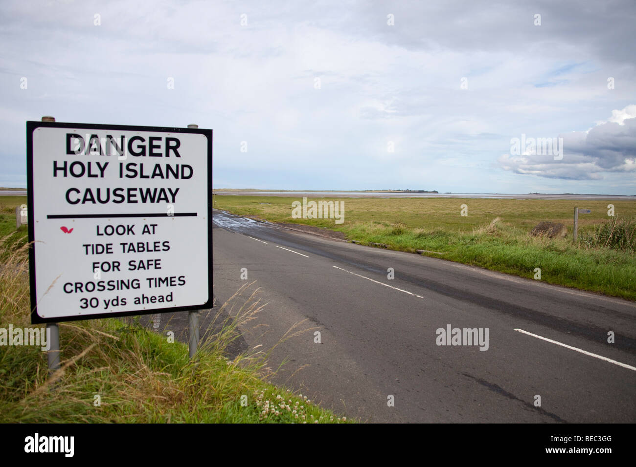 Lindisfarne causeway sign hi-res stock photography and images - Alamy