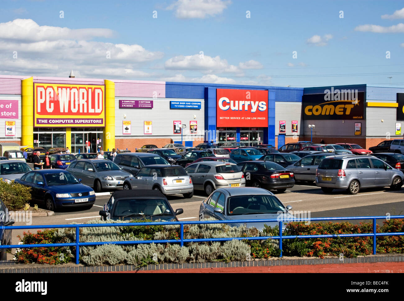 Retail park, Selly Oak, Birmingam, UK Stock Photo 26082551 Alamy