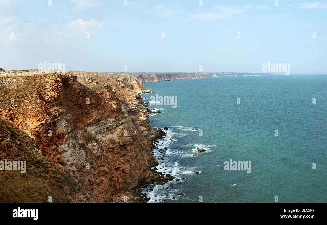 Waterside Rocks Sea shore with rocks hi-res stock photography and images - Alamy