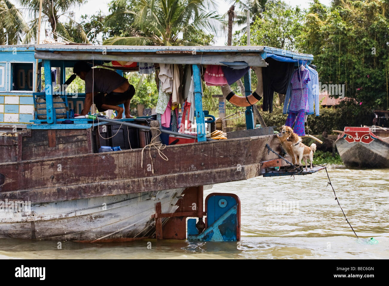 A houseboat on the Mekong Delta, Vietnam Stock Photo - Alamy