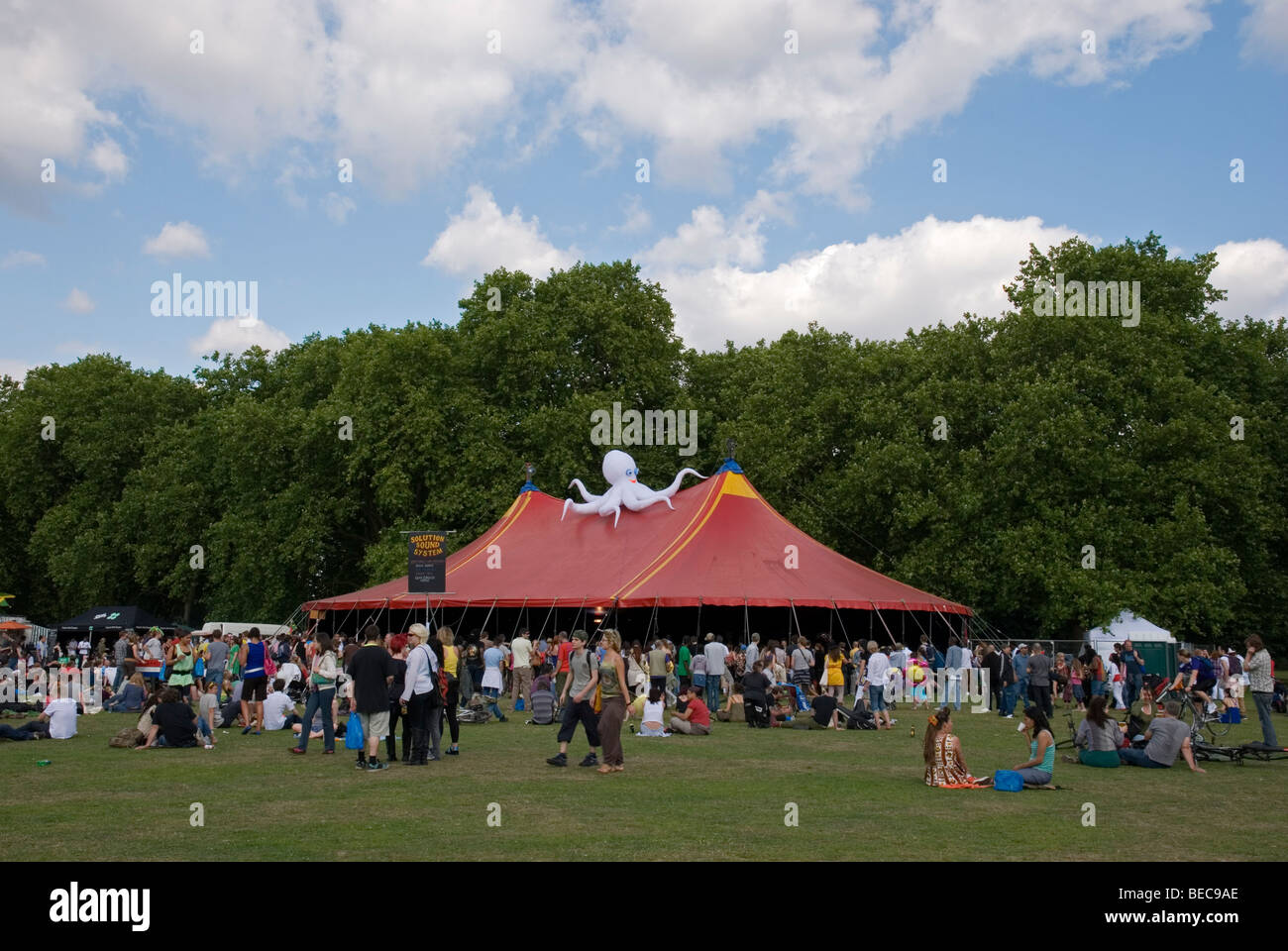 Octopus Club at Paradise Gardens Festival in Victoria Park in Hackney, East London England UK 2009 Stock Photo