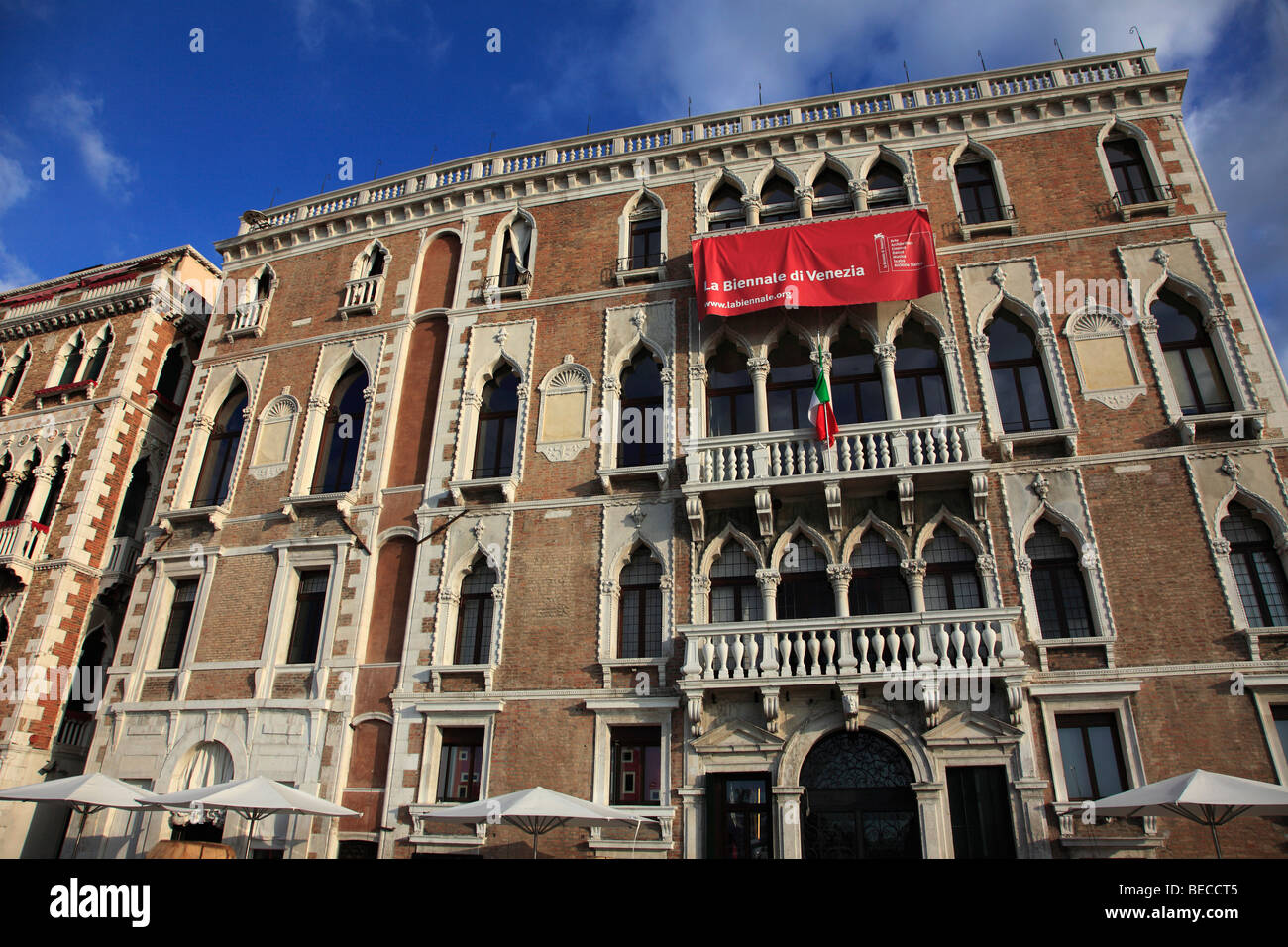 Traditional venice architecture hi-res stock photography and images - Alamy