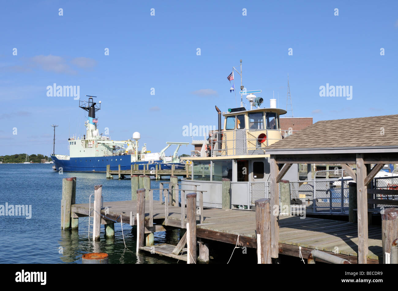Research ship docked in Woods Hole, Falmouth, Cape Cod at Woods Hole Oceanographic Institute Stock Photo