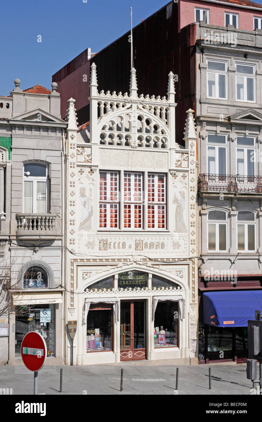 Exterior, Livraria Lello bookshop built in 1881, Porto, North Portugal,  Europe Stock Photo - Alamy
