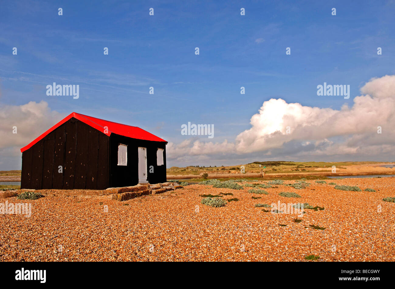 Red-roofed fishing hut on the beach of Rye, county of Kent, England, Europe Stock Photo