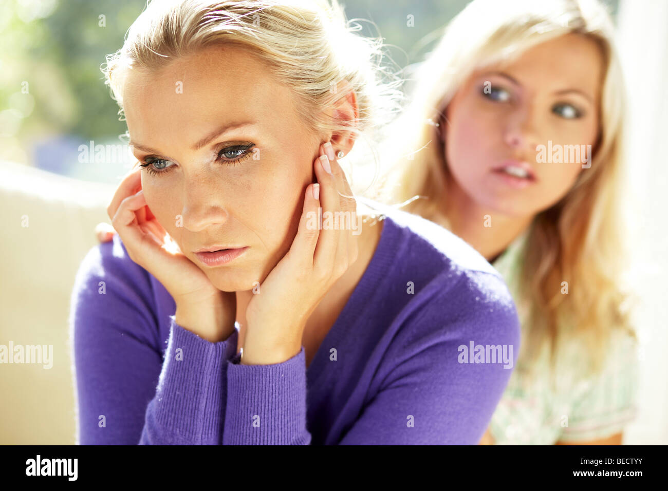 2 women arguing Stock Photo