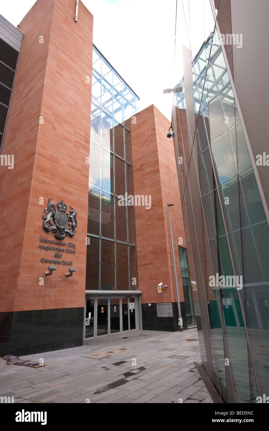 Coroner court hires stock photography and images Alamy