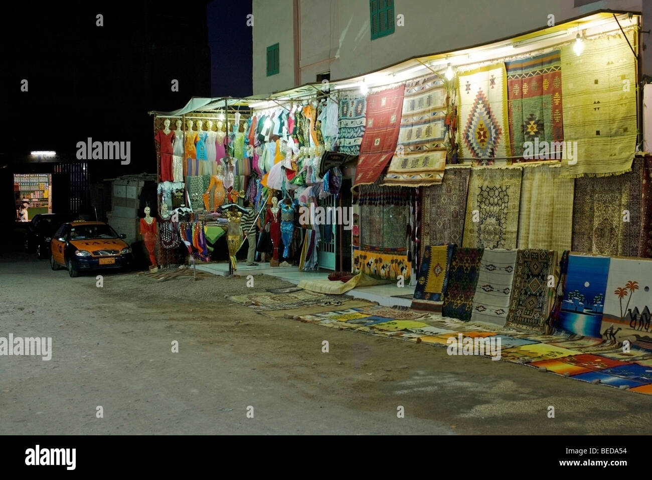 Egypt store egyptian shops hires stock photography and images Alamy