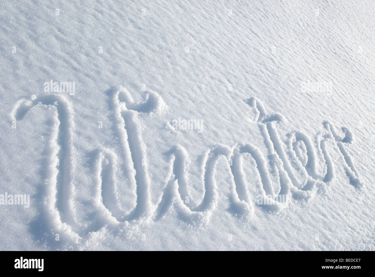 OUTDOOR-BESCHRIFTUNGEN IM WINTER