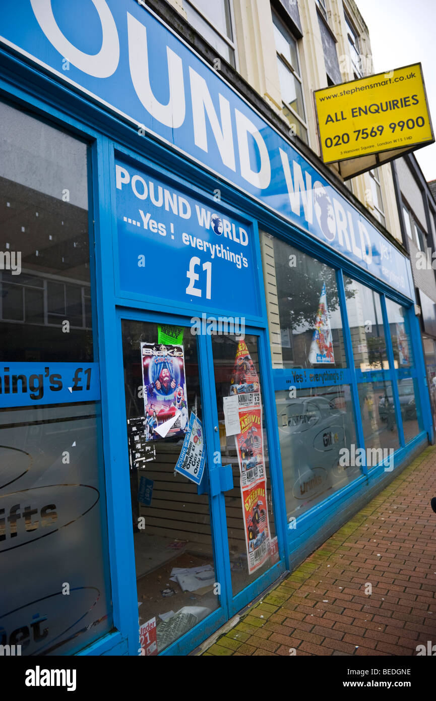 Pound shops hires stock photography and images Alamy