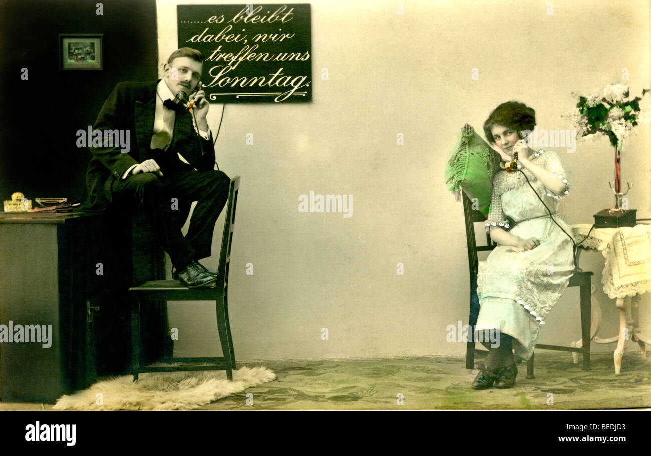 Historic photograph, couple phoning, es bleibt dabei, wir treffen uns am Sonntag, we'll meet on sunday, as planned, around 1915 Stock Photo