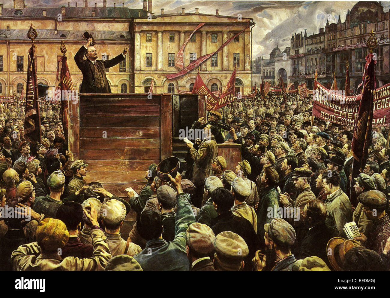 LENIN speaking in Petrograd in 1920 based on contemporary photo which originally included Trotsky at bottom of steps Stock Photo