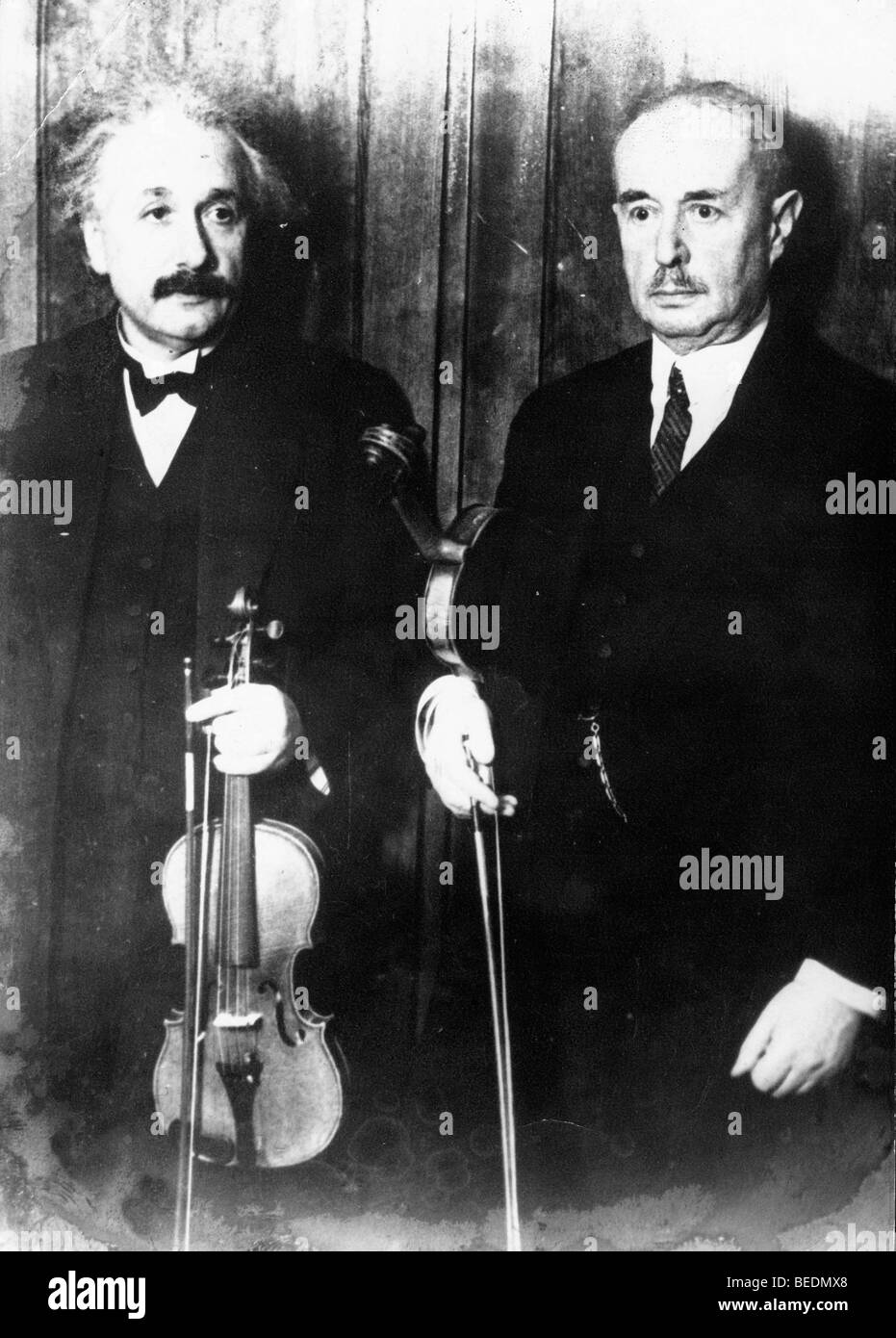 Professor Albert Einstein and Louis Lewandowsky playing the violin for a Judaism Classical concert Stock Photo