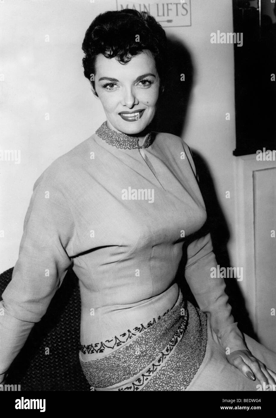 5561674 (900324) Jane RUSSELL, amerikanische Schauspielerin, w‰hrend einer Pressekonferenz zu dem amerikanischen Spielfilm 'So Stock Photo