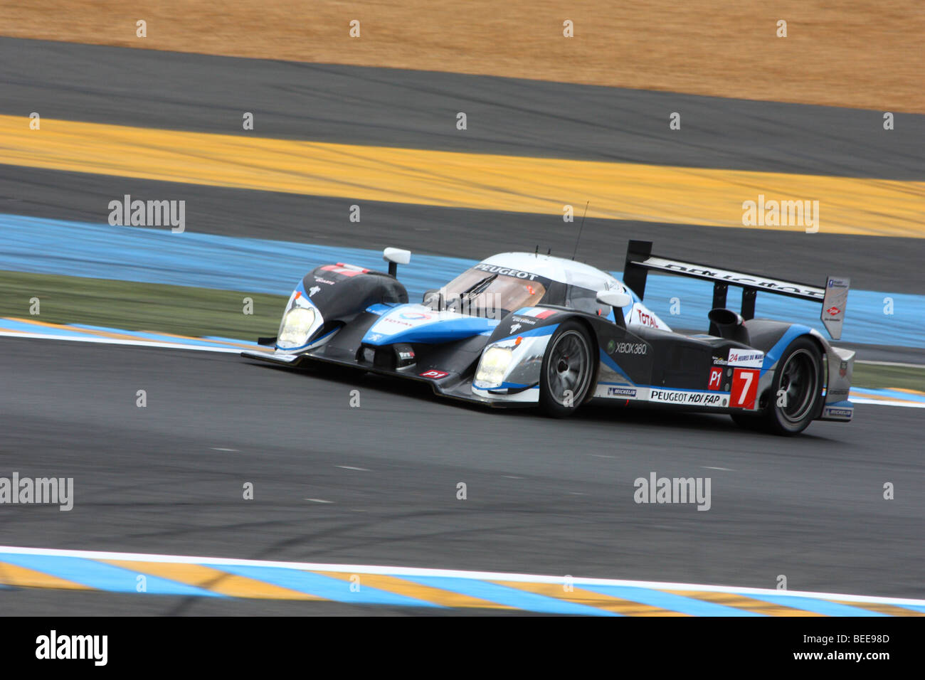 24 hours of Le Mans 2009 - Peugeot 908 HDI N°7 Stock Photo - Alamy