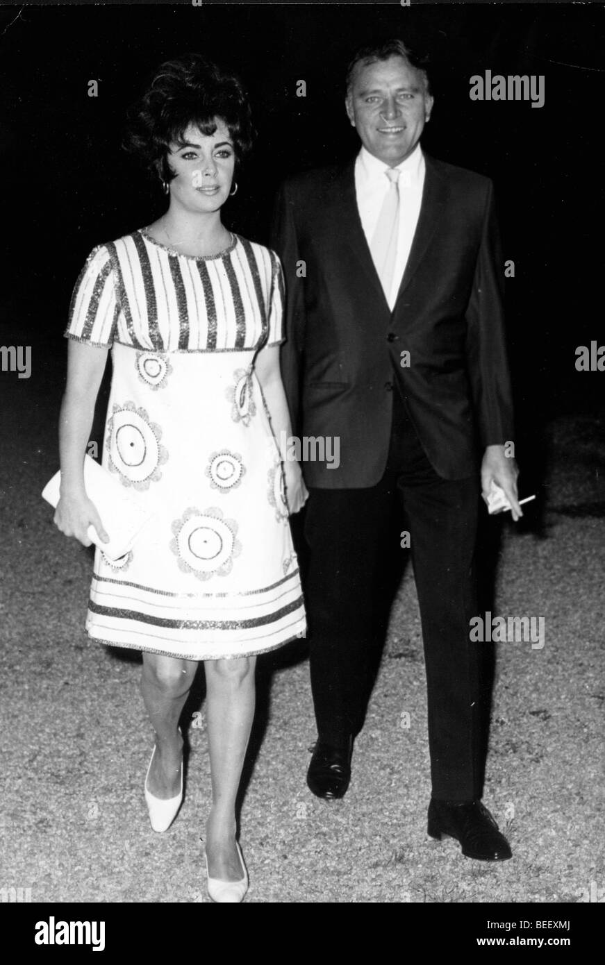 Actress Elizabeth Taylor with husband actor Richard Burton Stock Photo