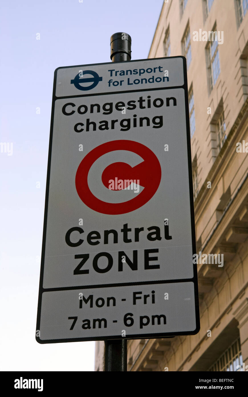 Congestion charging sign hires stock photography and images Alamy