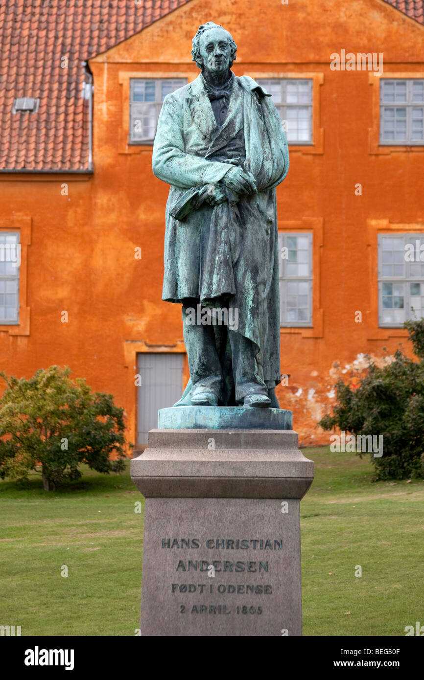 Statue of Hans Christian Andersen. Hans Christian Andersen Gardens ...