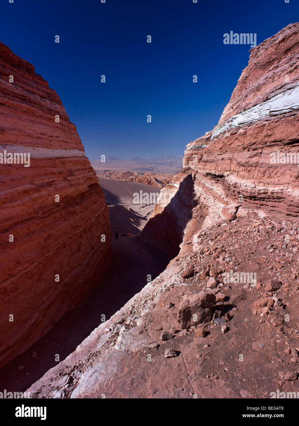 Valley of death hi-res stock photography and images - Alamy