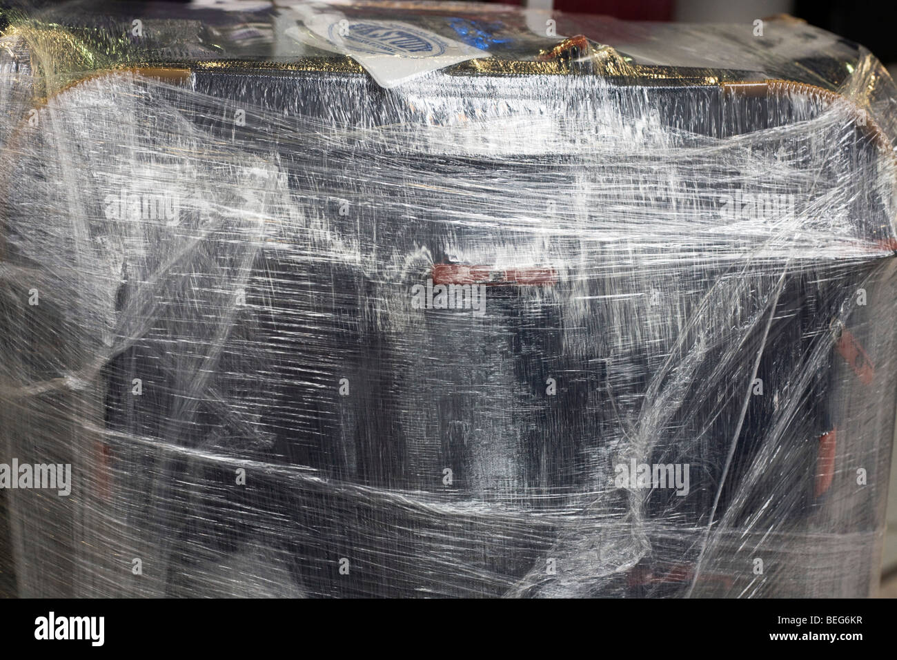 bolsa wrapping heathrow