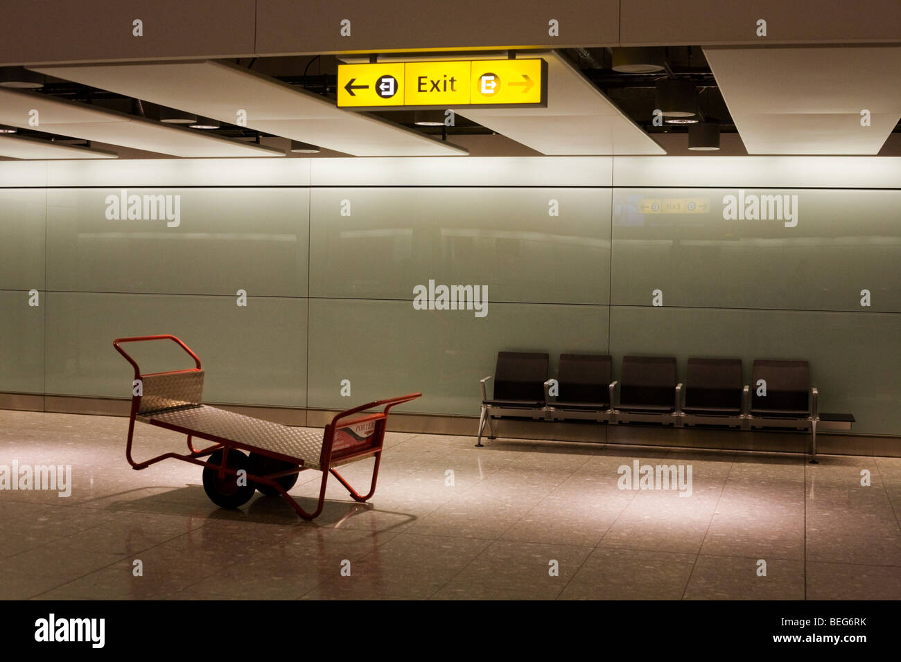 Empty baggage hall hires stock photography and images Alamy