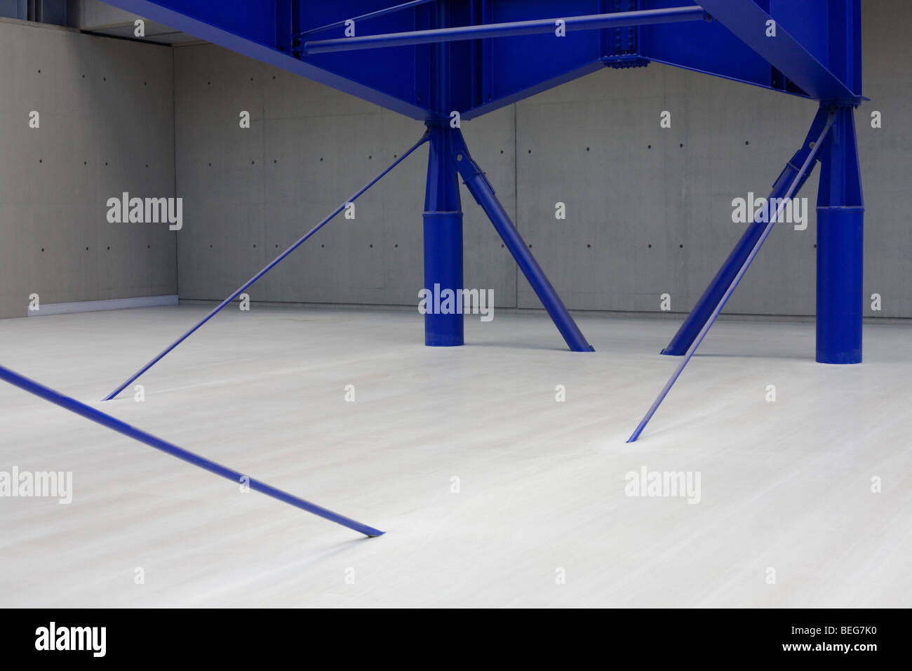 Heathrow Express station architecture at Heathrow airport's Terminal 5 Stock Photo Alamy