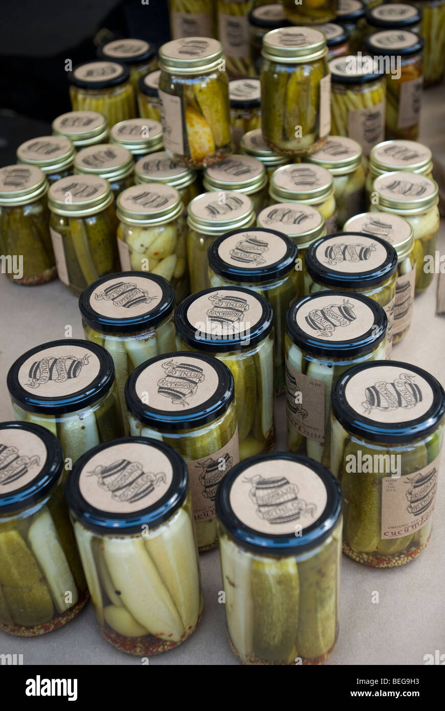 Jars Of Pickles Stock Photos & Jars Of Pickles Stock Images Alamy