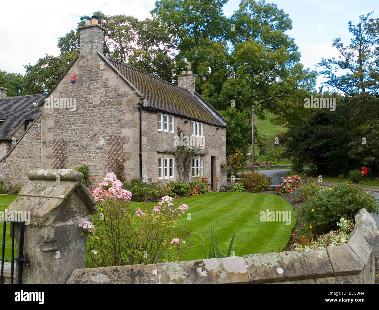 A pretty cottage in Ilam Village, Derbyshire England UK Stock Photo