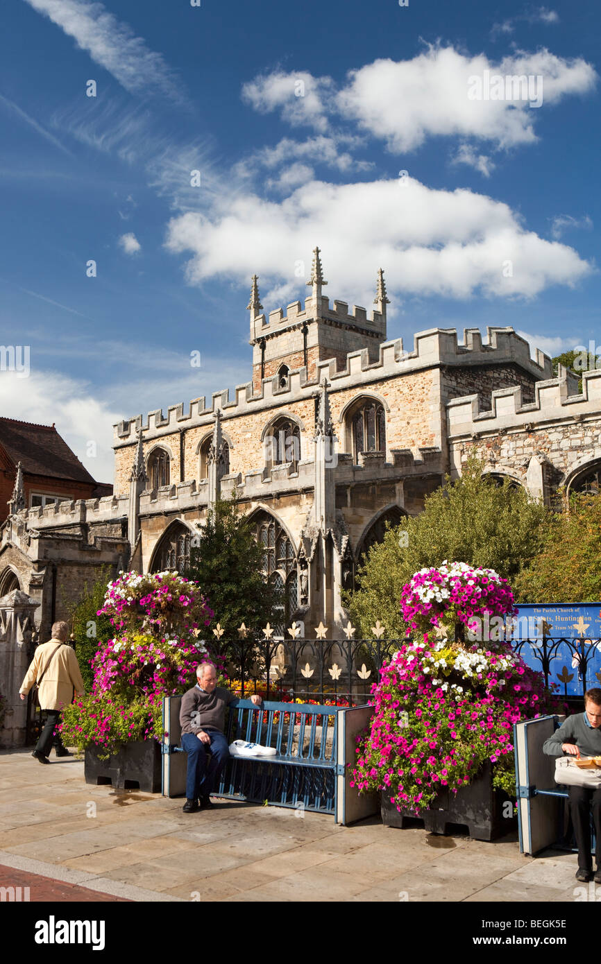 England, Cambridgeshire, Huntingdon, town centre, floral display outside All Saints parish church Stock Photo