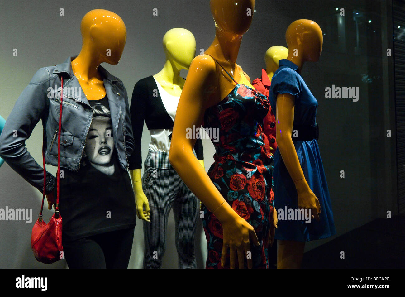 Mannequins in a shop window, The Bull Ring, Birmingham, England, United Kingdom. Stock Photo