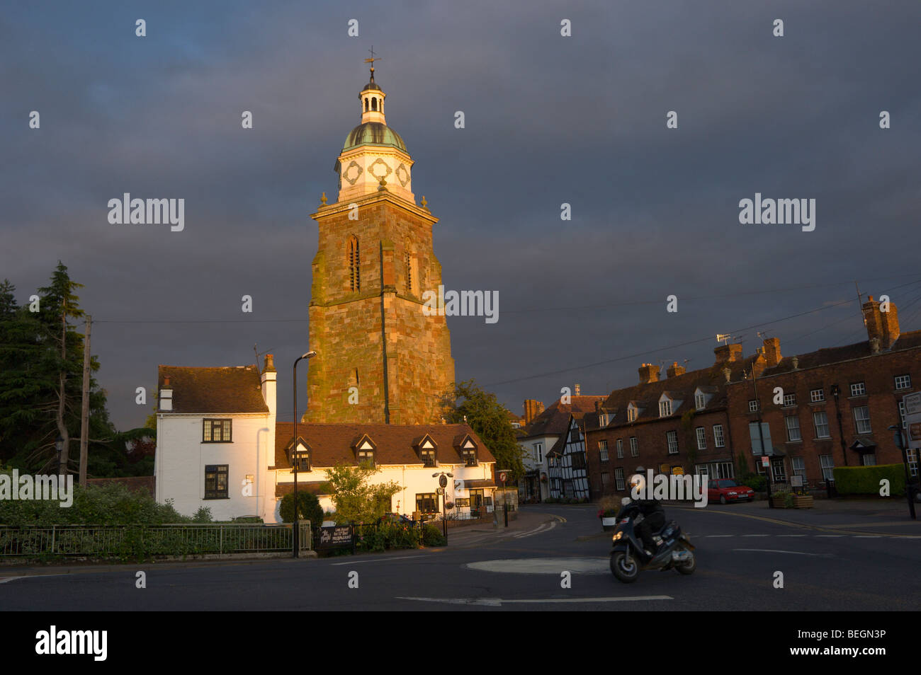Roundabout uk cyclist hires stock photography and images Alamy