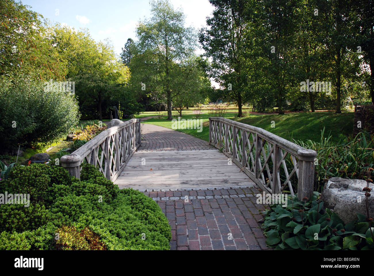 Bridge in Kew Gardens, London Stock Photo Alamy