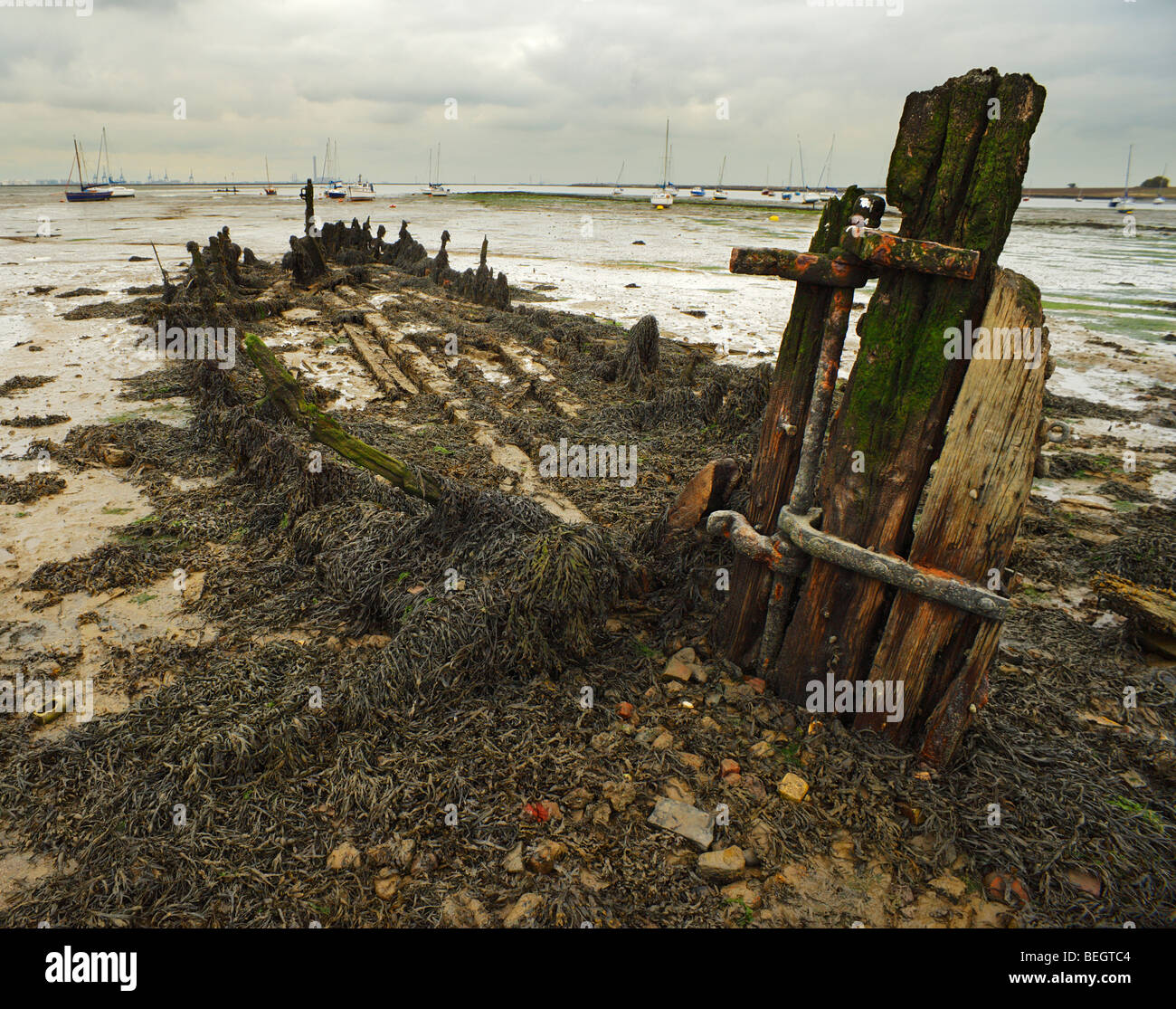 Old thames Barge. Bottle Beach, Halstow Creek, Lower Halstow, River